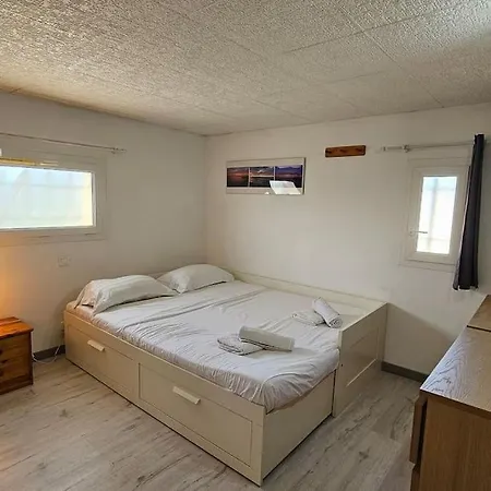 Sud-vacances: 5 Premiere Ligne Avec Jaccuzzi Frontignan